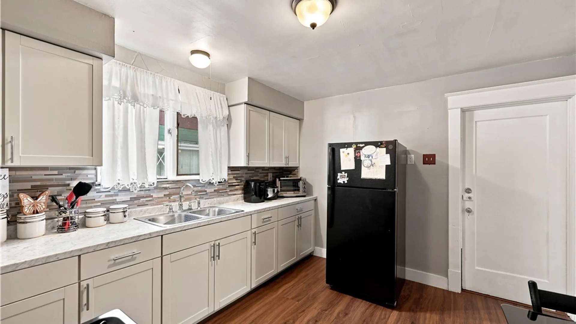 Property at 341 Davidson Avenue, Buffalo, NY 14215 7