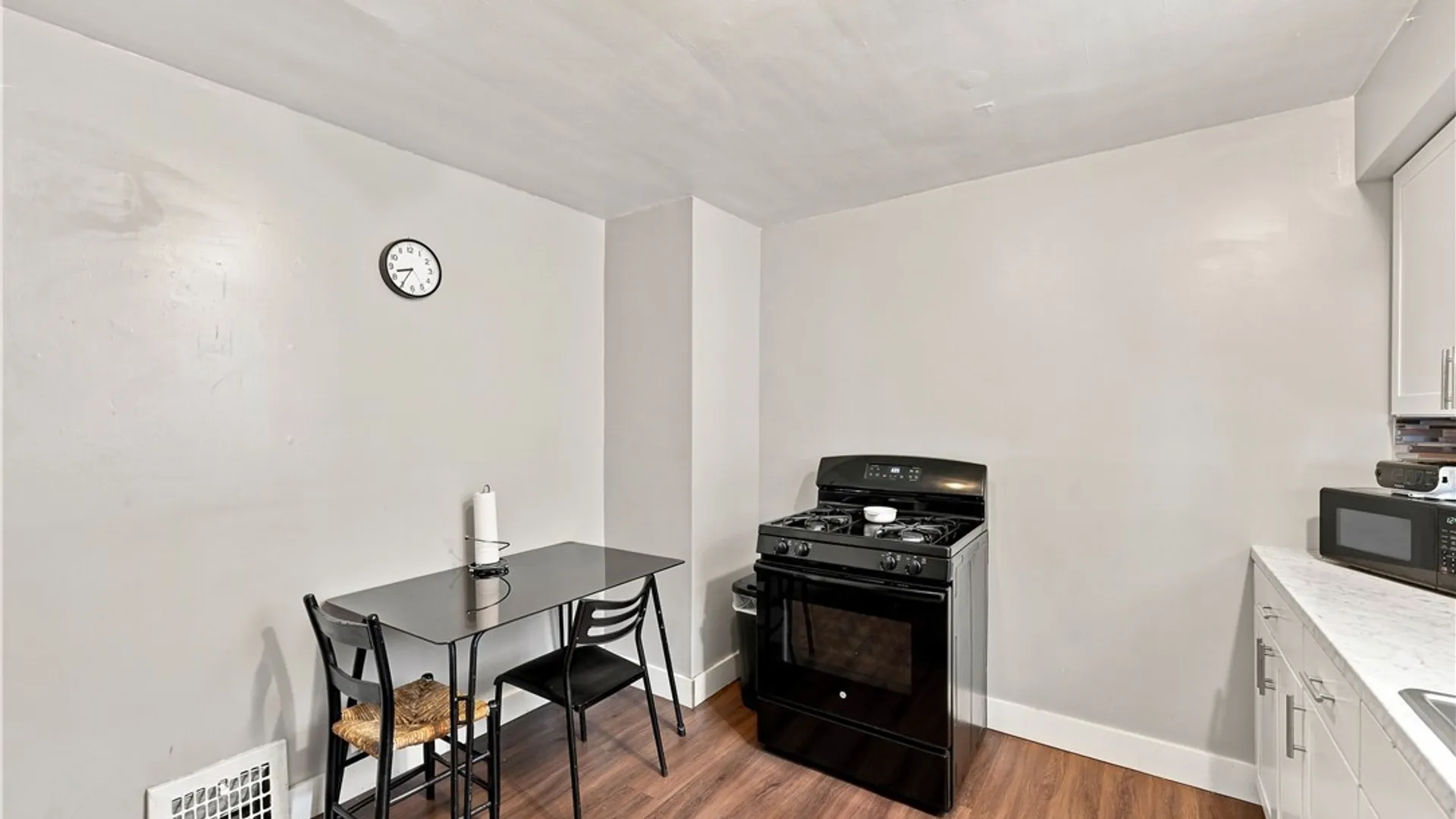 Property at 341 Davidson Avenue, Buffalo, NY 14215 8