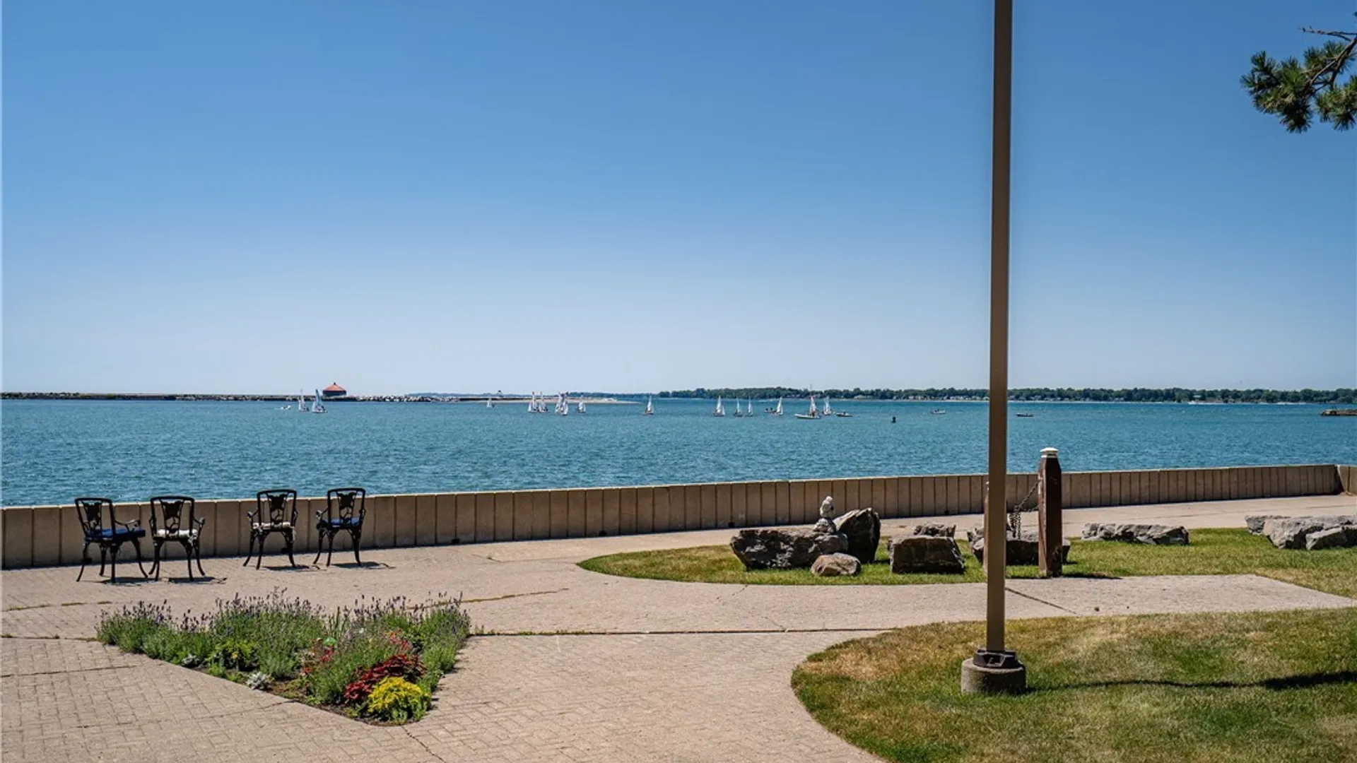 Property at 15 Harbour Pointe, Buffalo, NY 14202 36