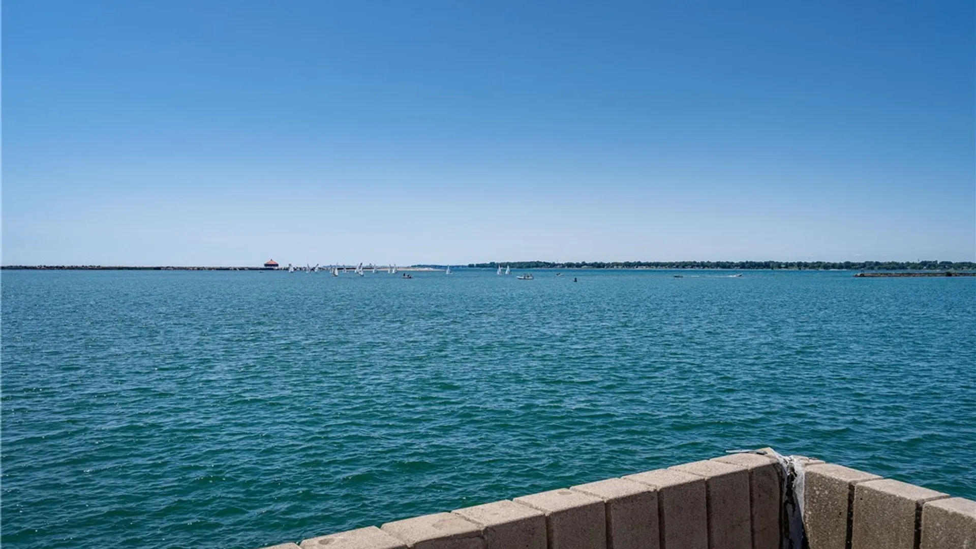 Property at 15 Harbour Pointe, Buffalo, NY 14202 39