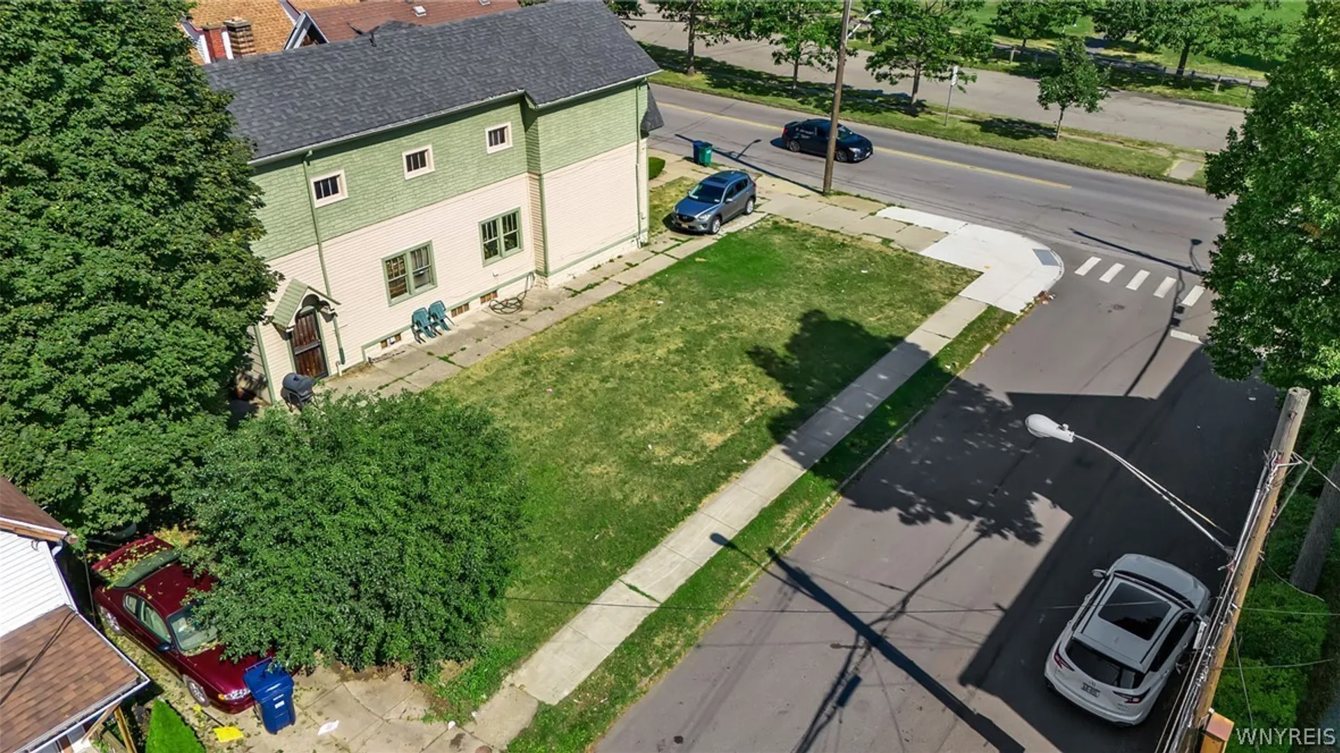 Property at 687 Best Street, Buffalo, NY 14211 3