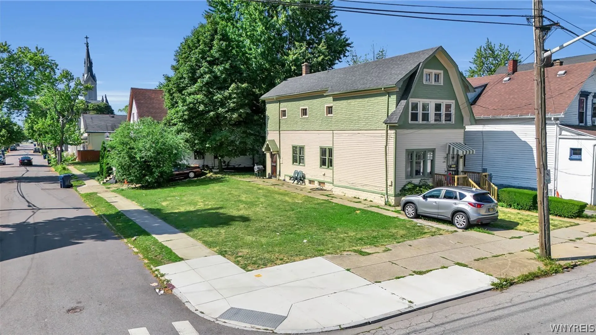 Property at 687 Best Street, Buffalo, NY 14211 5