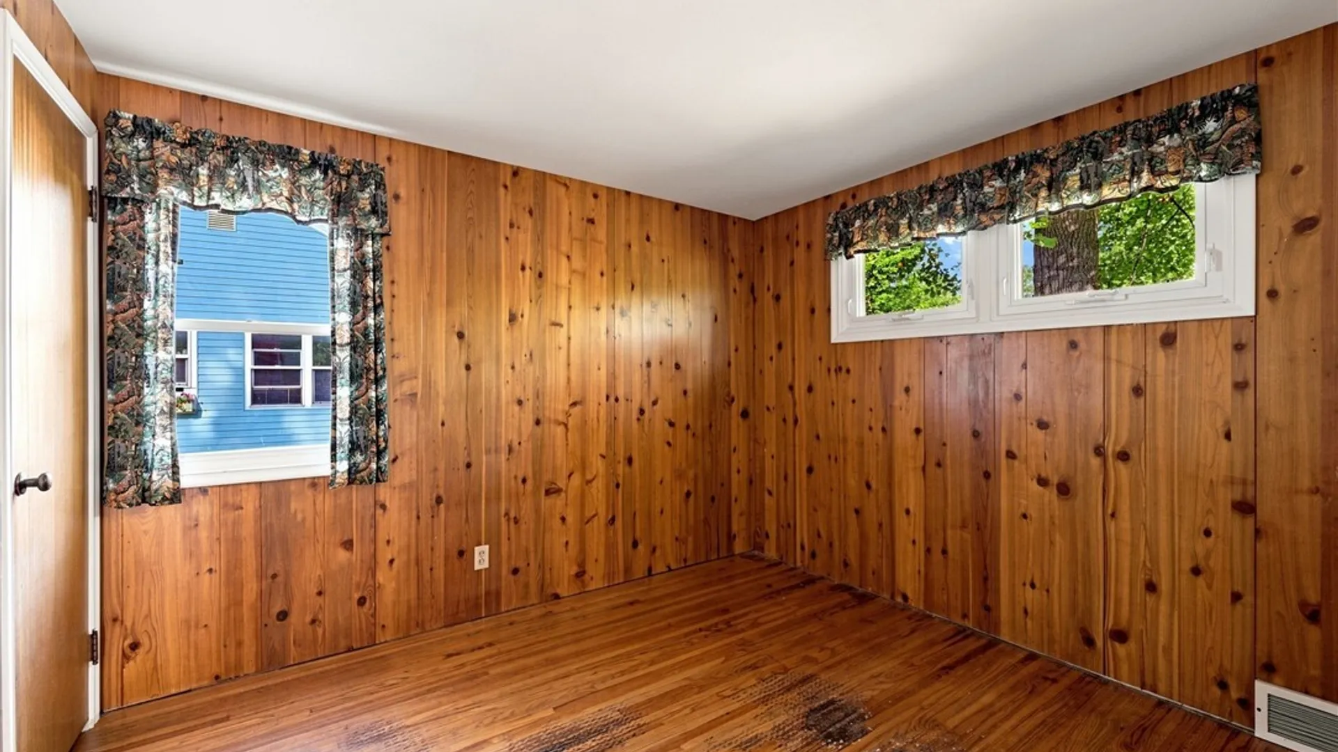 Property at 182 Bennington Road, Amherst, NY 14226 30