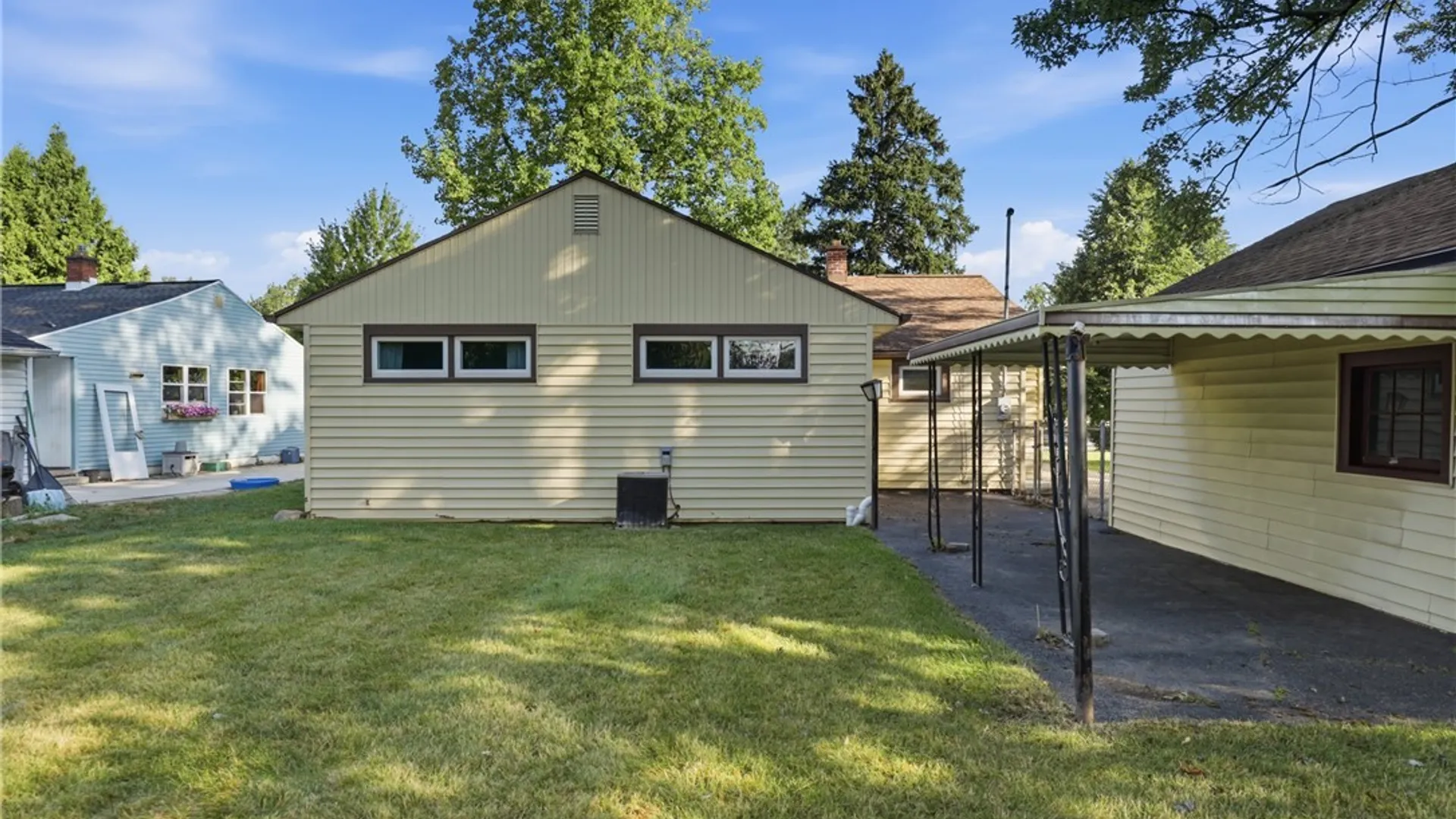 Property at 182 Bennington Road, Amherst, NY 14226 35