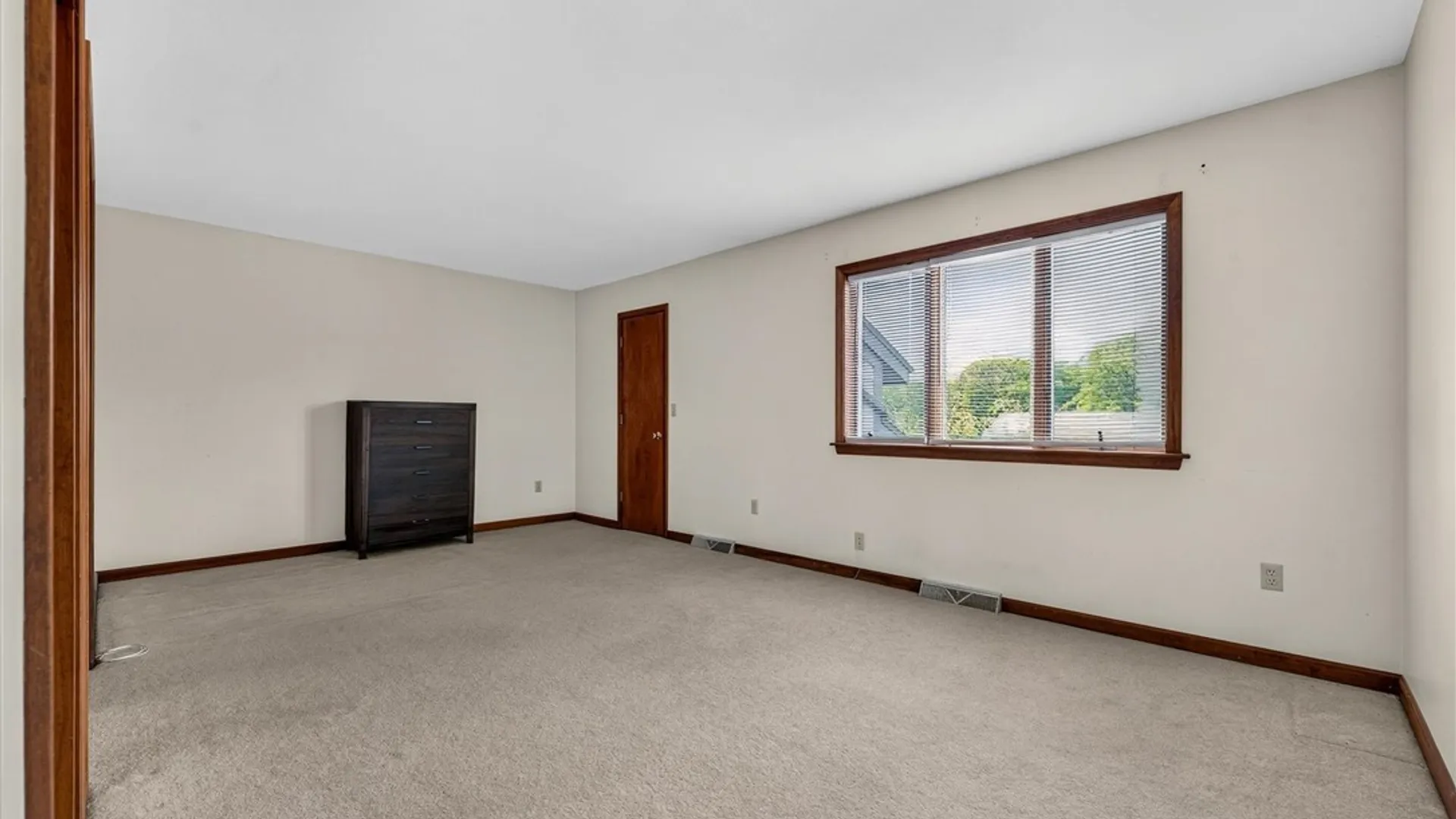 Property at 431 Summerhaven Drive, Manlius, NY 13057 19