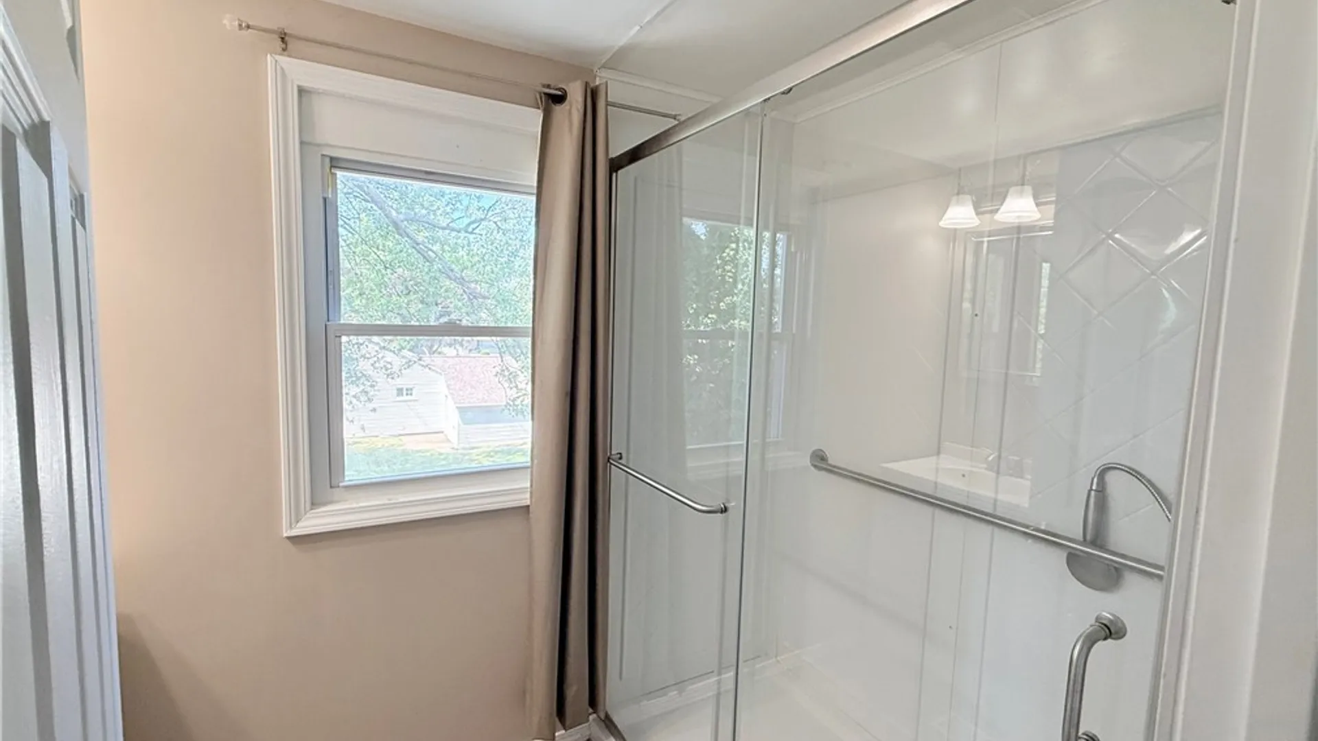 Property at 16 Taft Place, Dunkirk, NY 14048 13