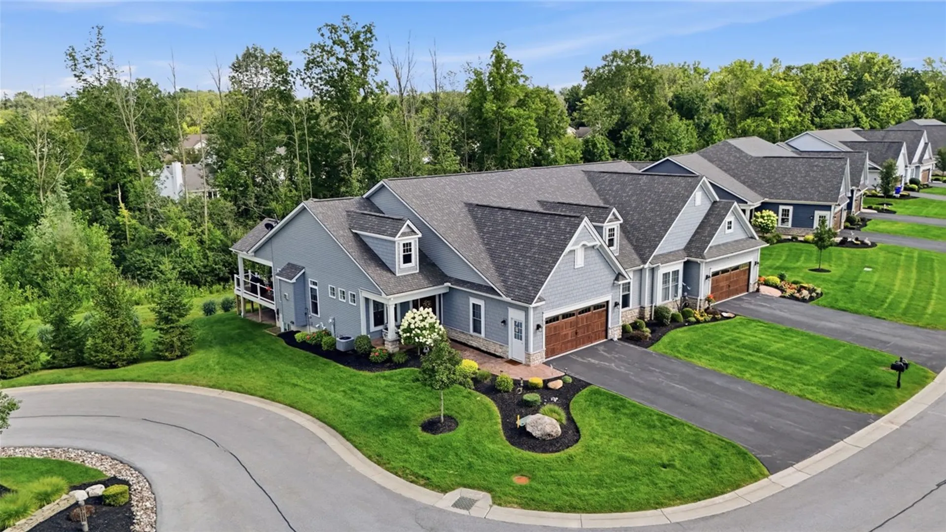 Property at 35 Greenpoint Trail, Pittsford, NY 14534 5