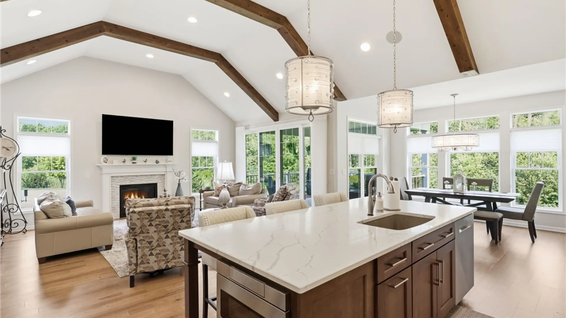 Property at 35 Greenpoint Trail, Pittsford, NY 14534 11