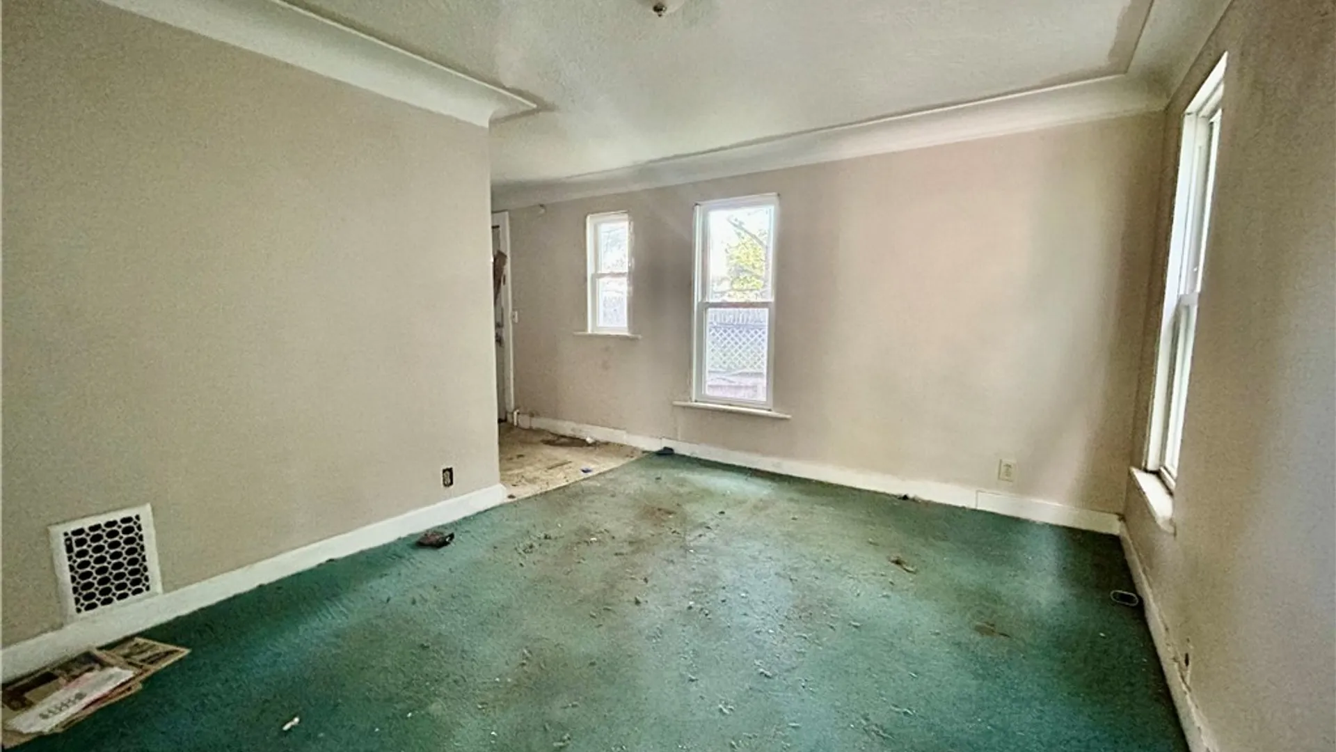 Property at 49 Barry Place, Buffalo, NY 14213 5