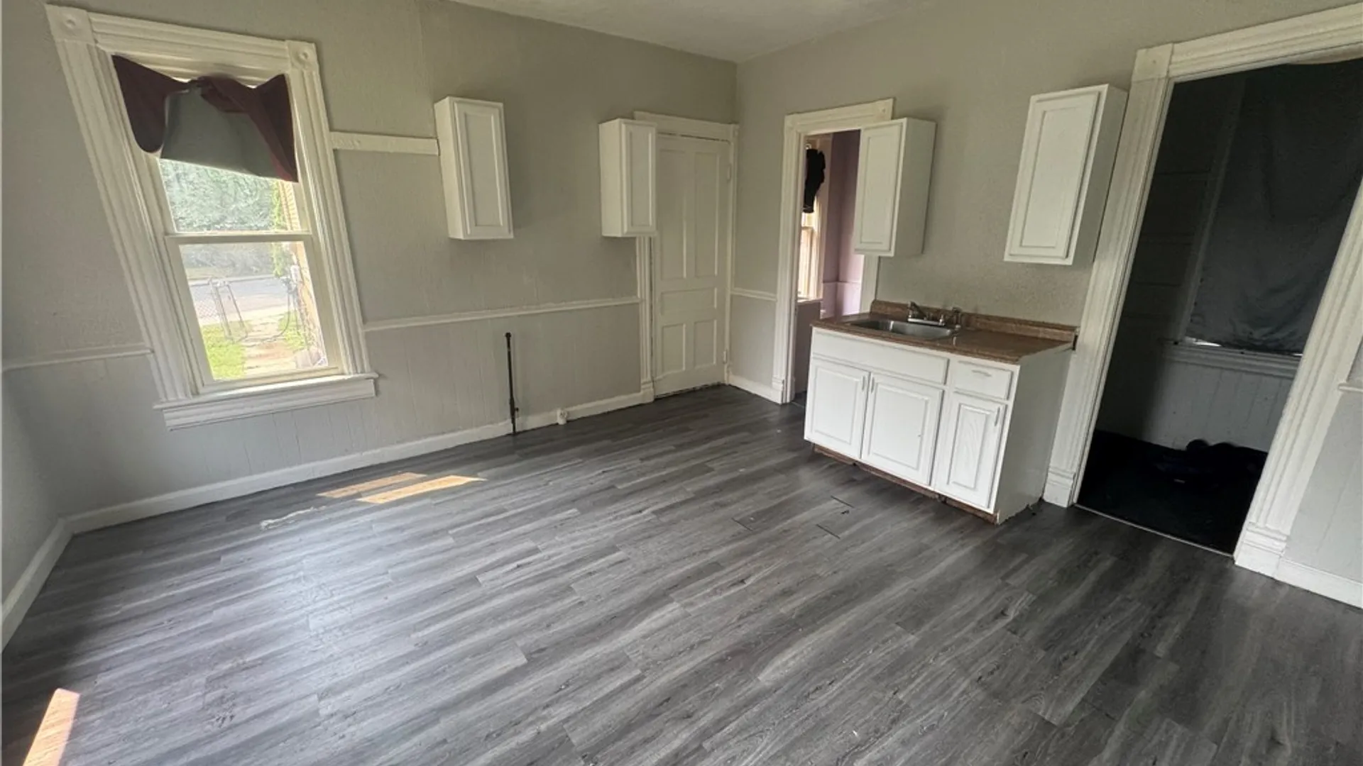 Property at 1113 South Avenue, Niagara Falls, NY 14305 15