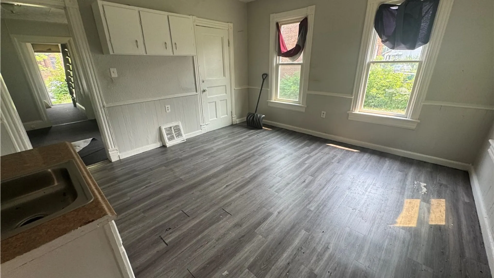Property at 1113 South Avenue, Niagara Falls, NY 14305 16