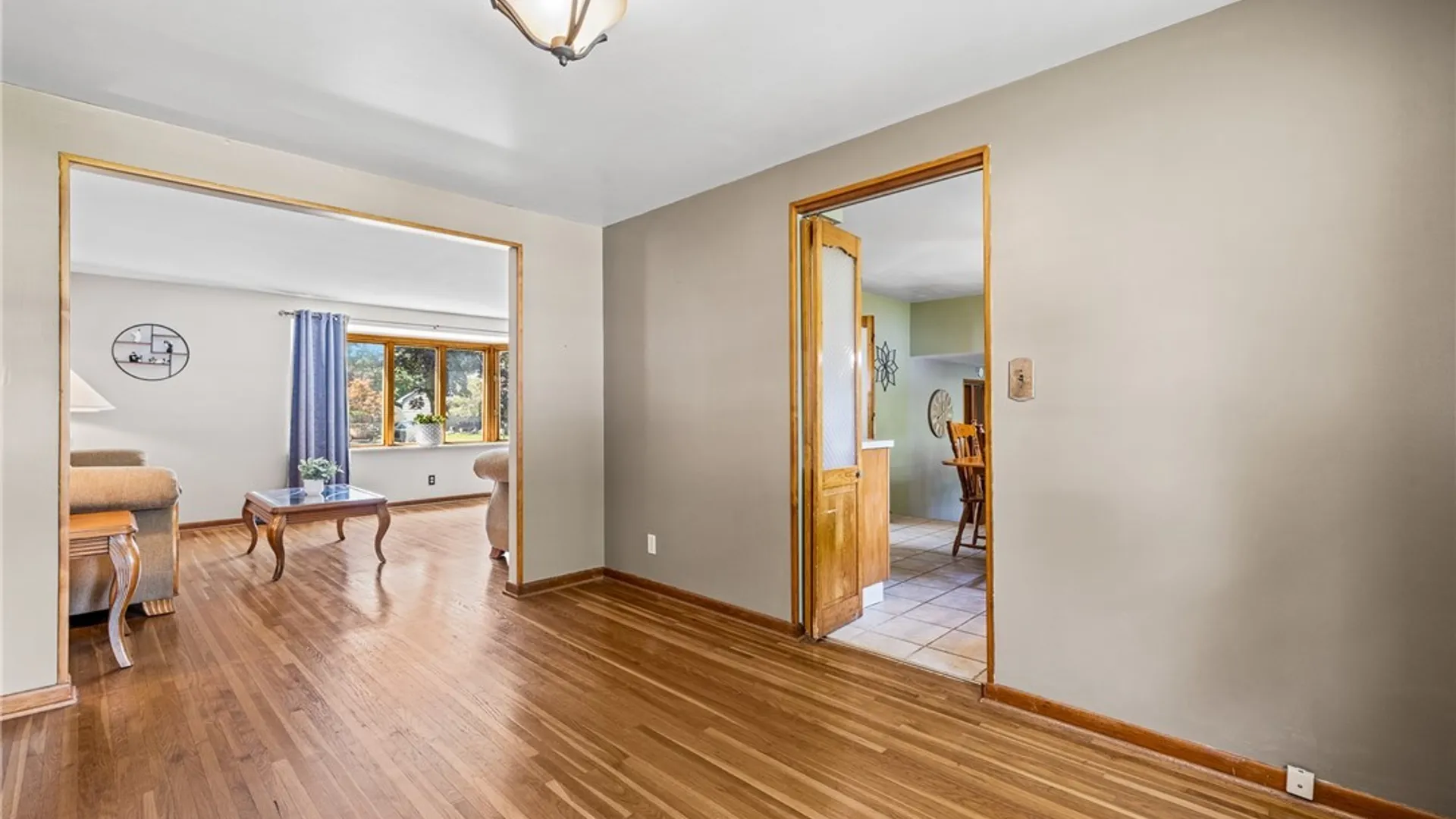 Property at 10 Meadow Lea Drive, Lancaster, NY 14086 11