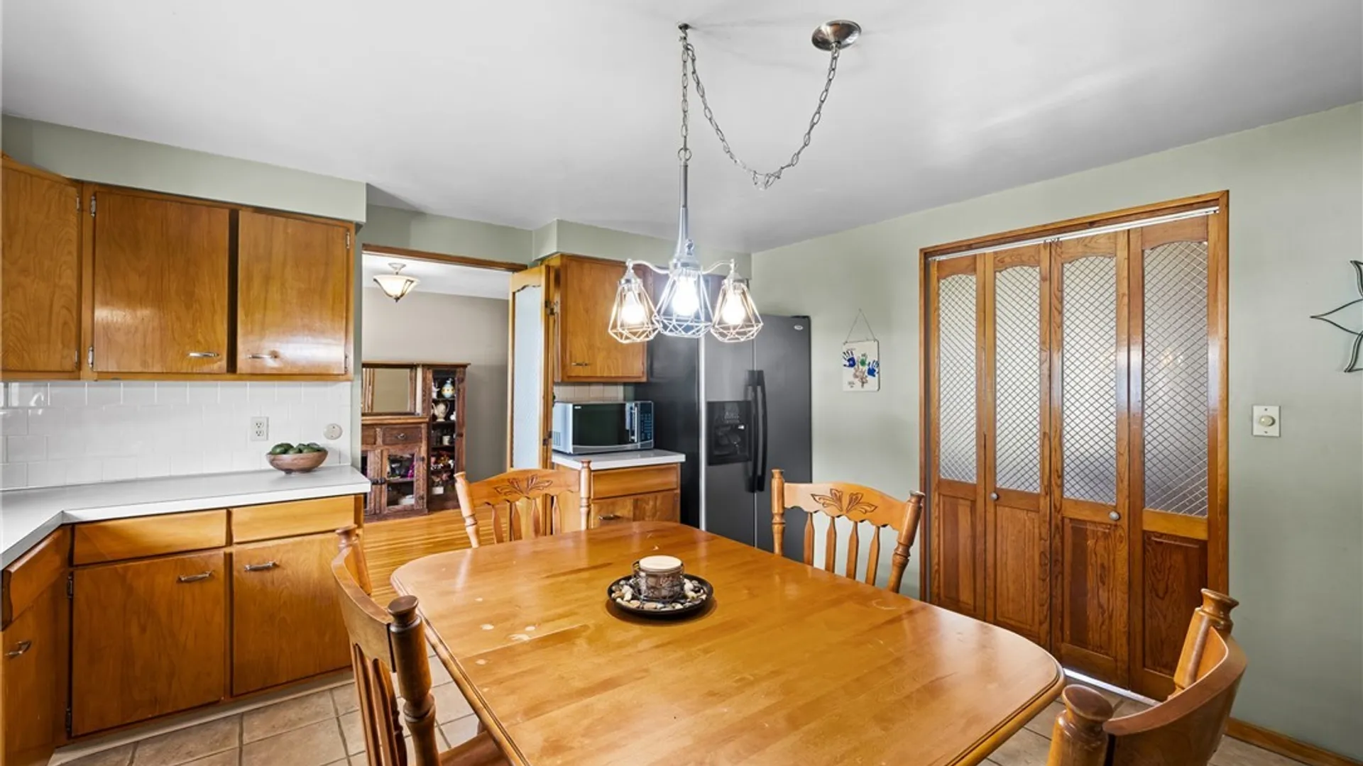 Property at 10 Meadow Lea Drive, Lancaster, NY 14086 16