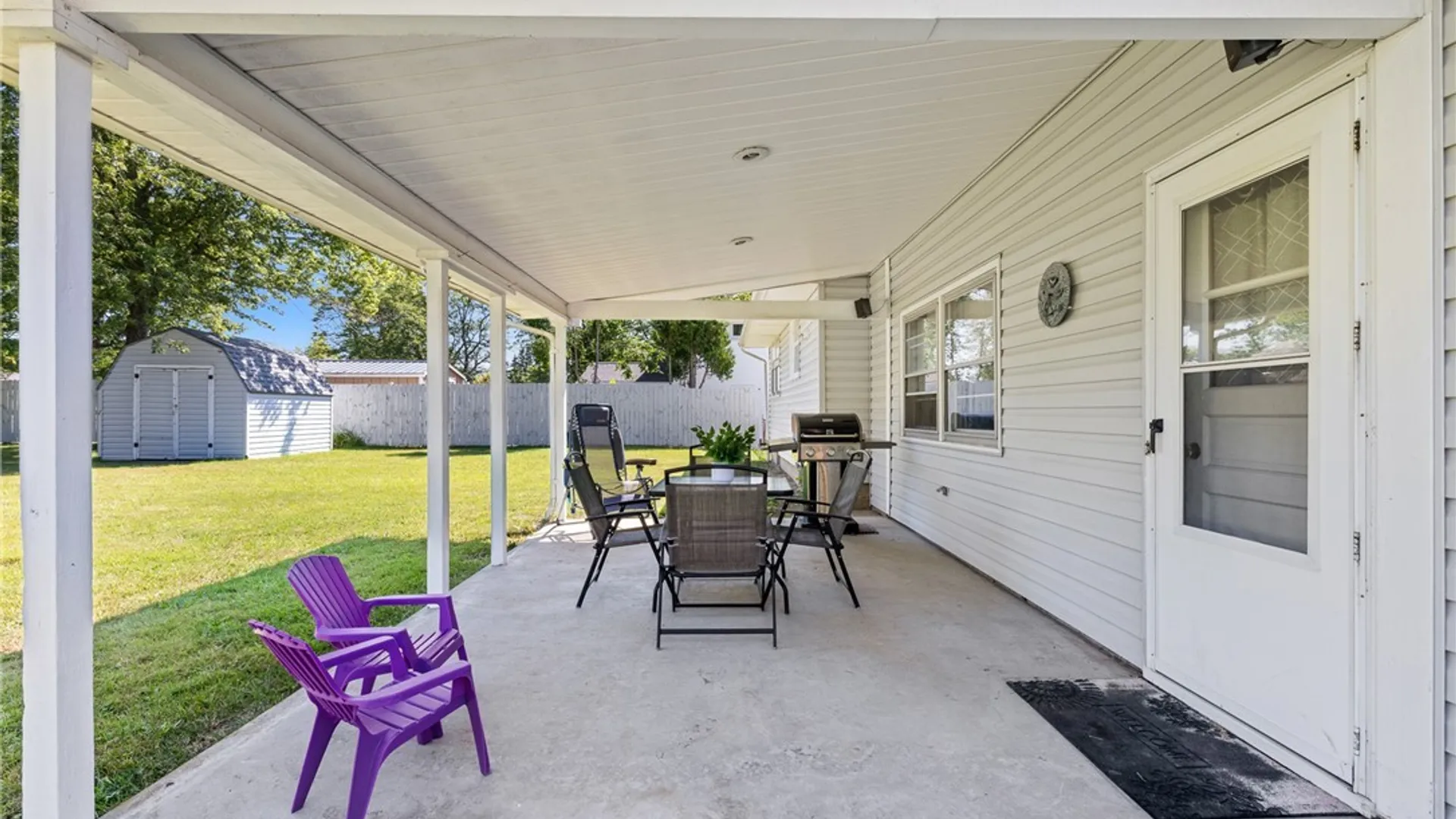 Property at 10 Meadow Lea Drive, Lancaster, NY 14086 36