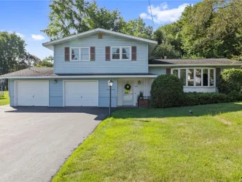 Property at 203 Oakridge Drive, Camillus, NY 13031