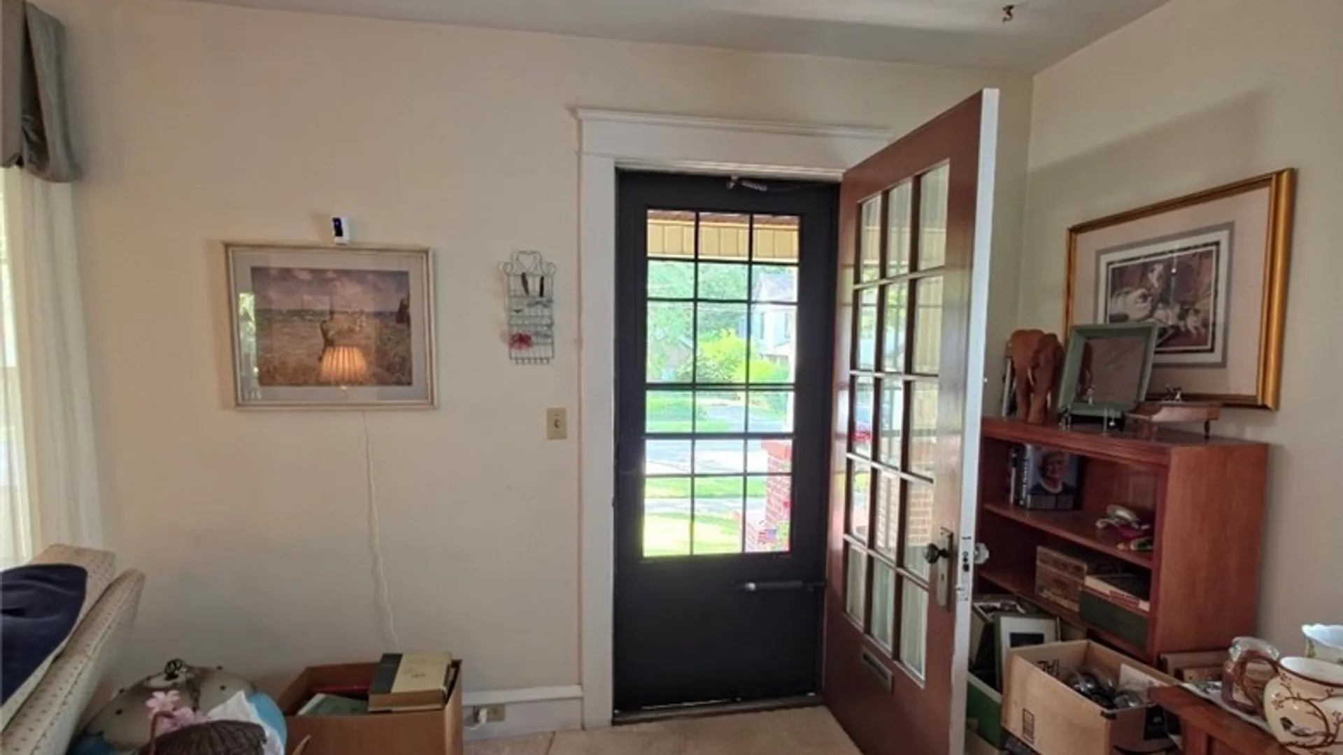 Property at 660 W Washington Avenue, Elmira City, NY 14901 10