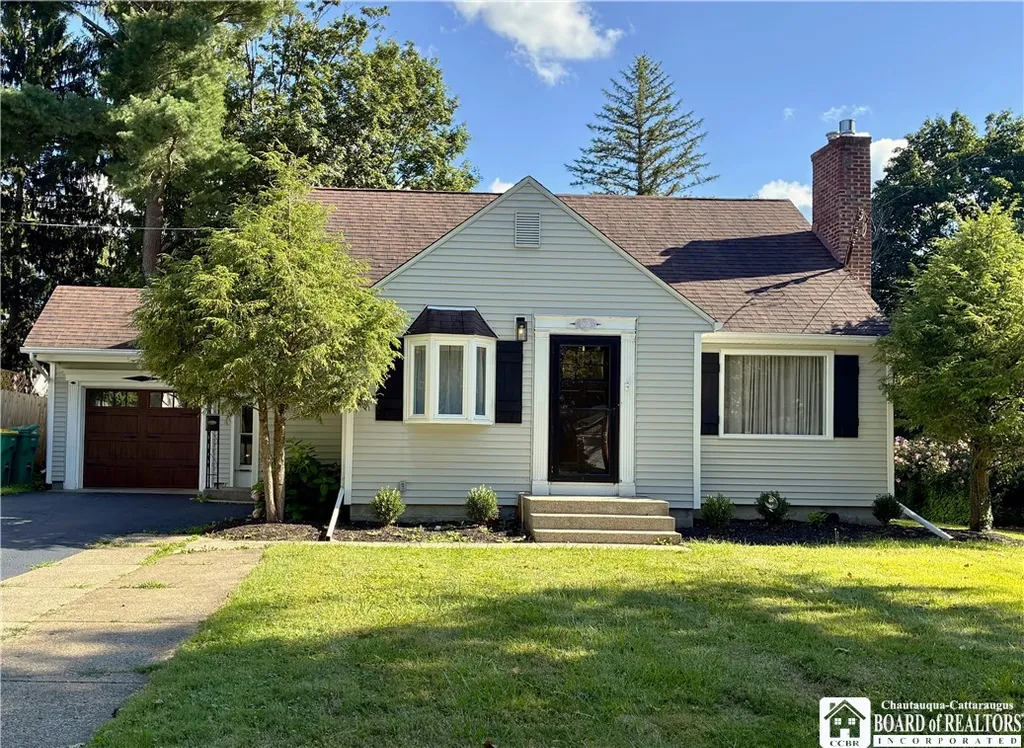 Property at 265 Perry Street, Aurora, NY 14052