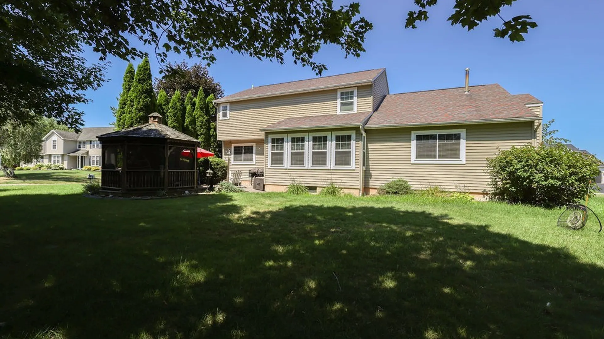 Property at 4198 Chokecherry, Clay, NY 13090 3