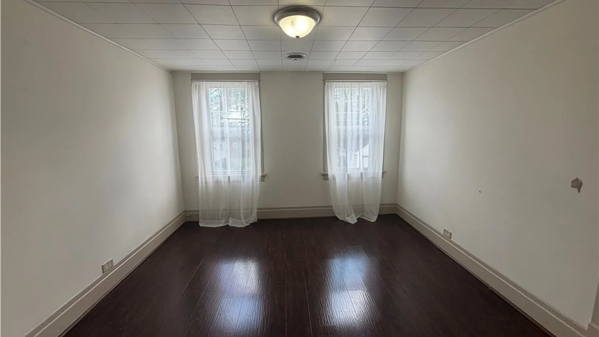 Property at 80 Meadow Place, Cheektowaga, NY 14225 3