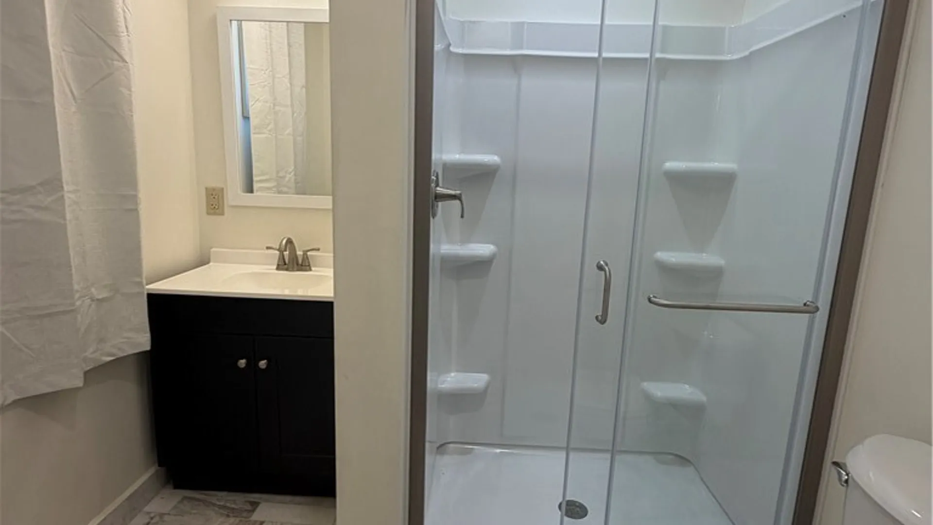 Property at 80 Meadow Place, Cheektowaga, NY 14225 8