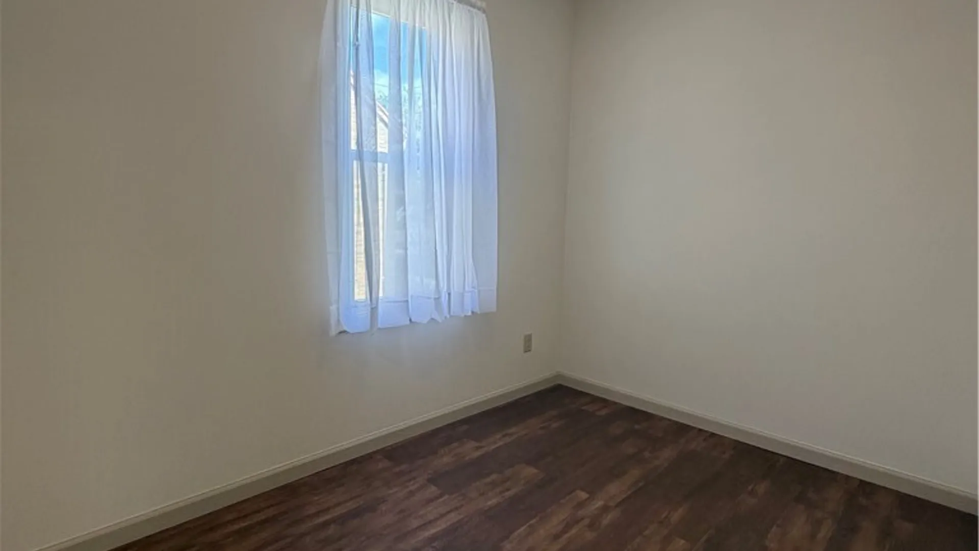 Property at 80 Meadow Place, Cheektowaga, NY 14225 11