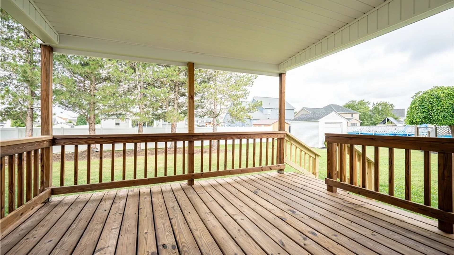 Property at 38 Hampton Court, Lancaster, NY 14086 43