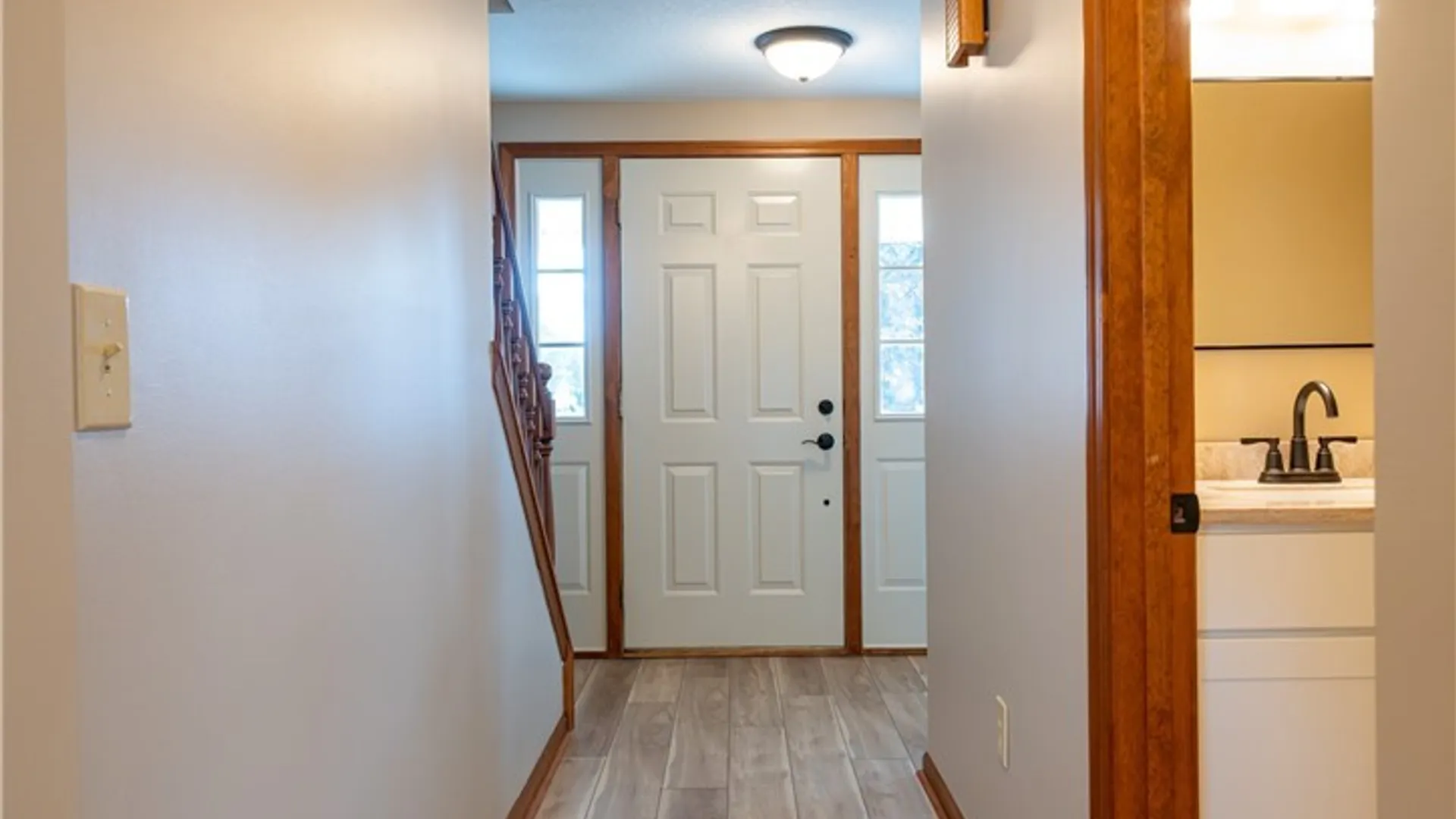 Property at 38 Hampton Court, Lancaster, NY 14086 9