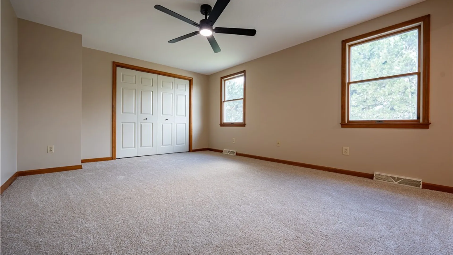 Property at 38 Hampton Court, Lancaster, NY 14086 23