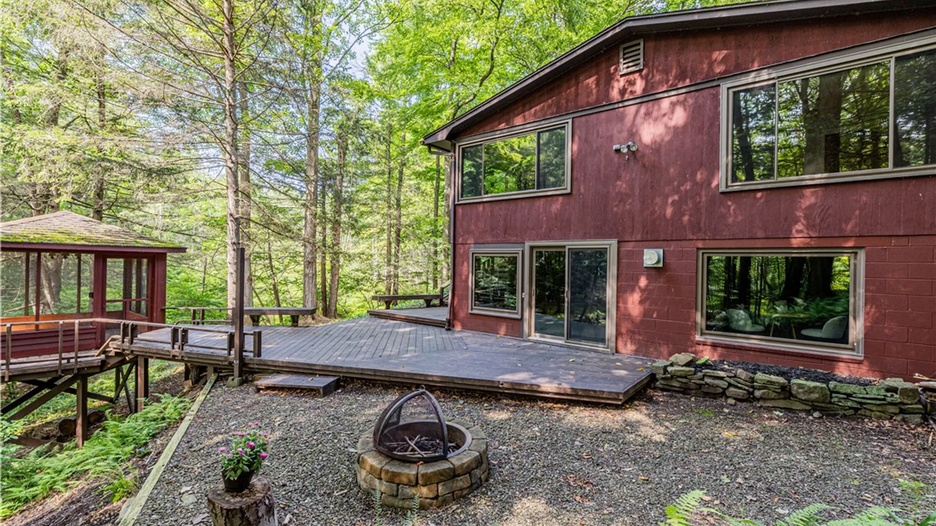 Property at 1223 Scenic Circle, Webster, NY 14580 34