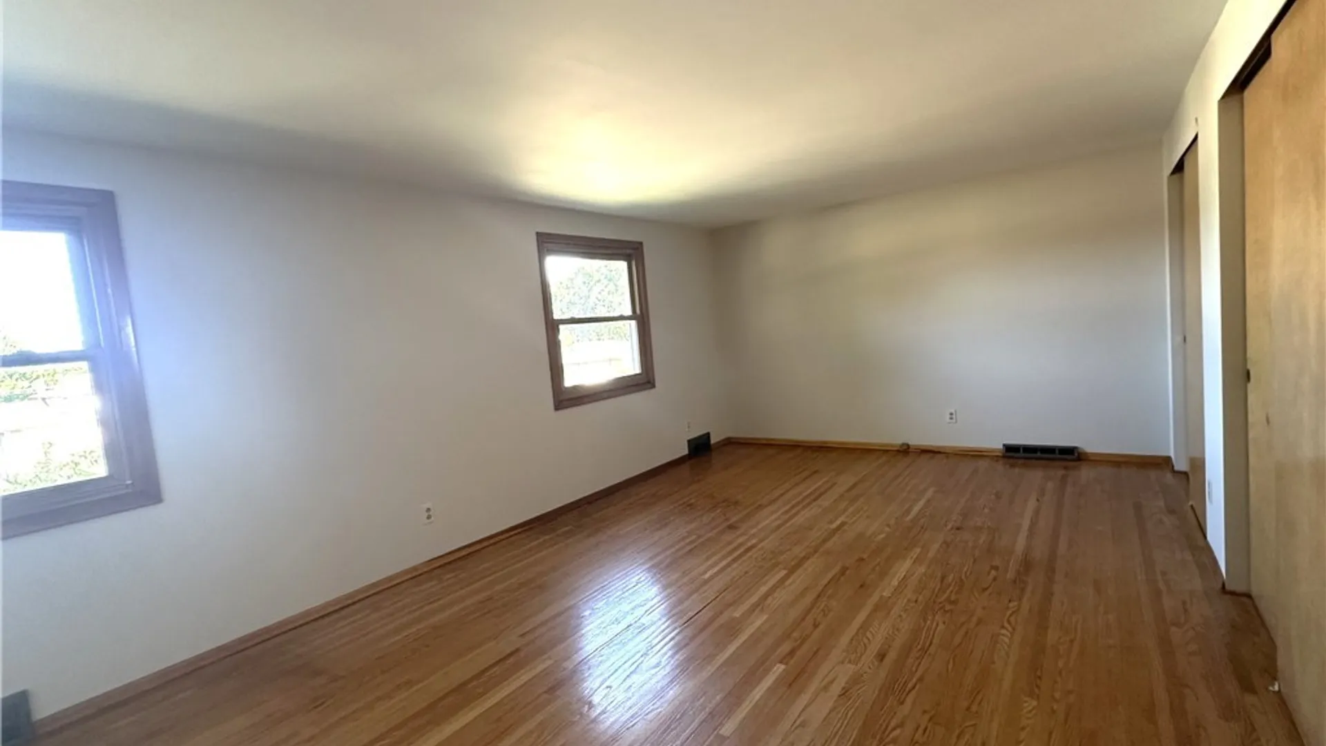 Property at 75 Caprice Drive, Cheektowaga, NY 14227 14