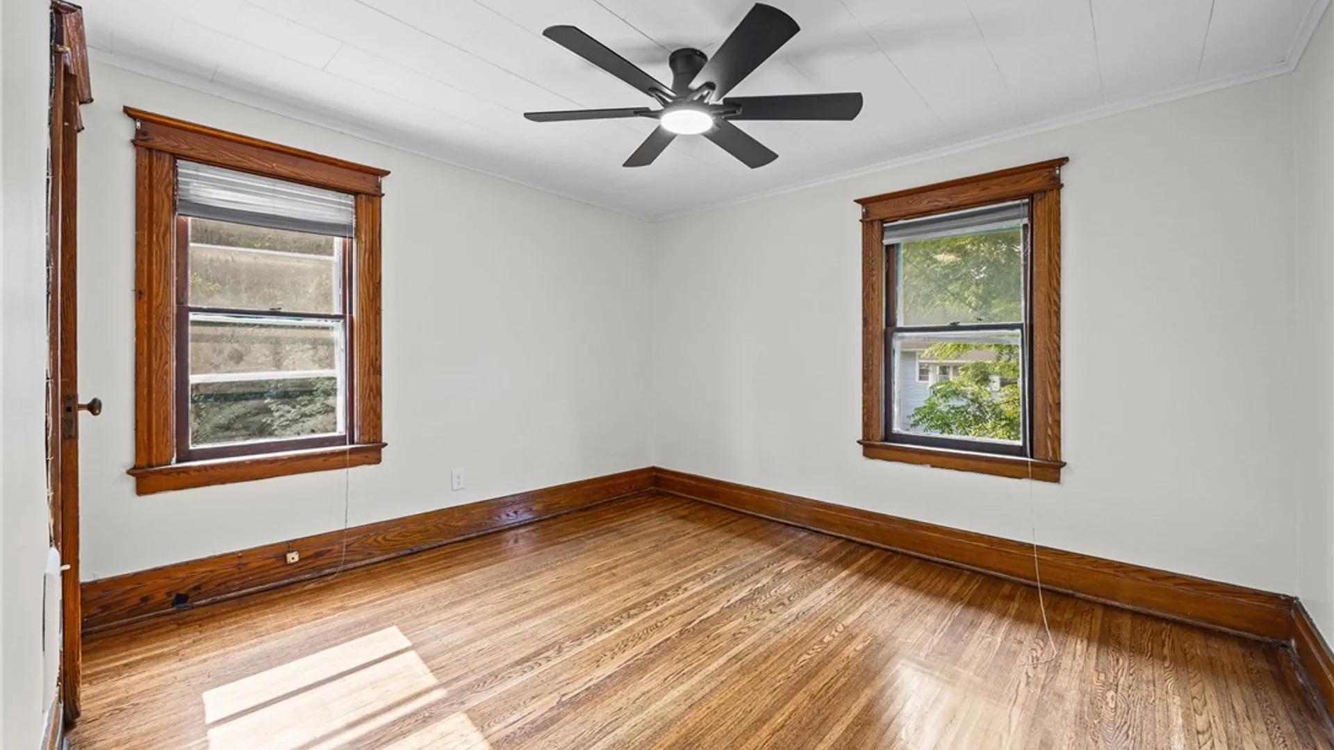 Property at 20 Duke St, Rochester, NY 14609 23