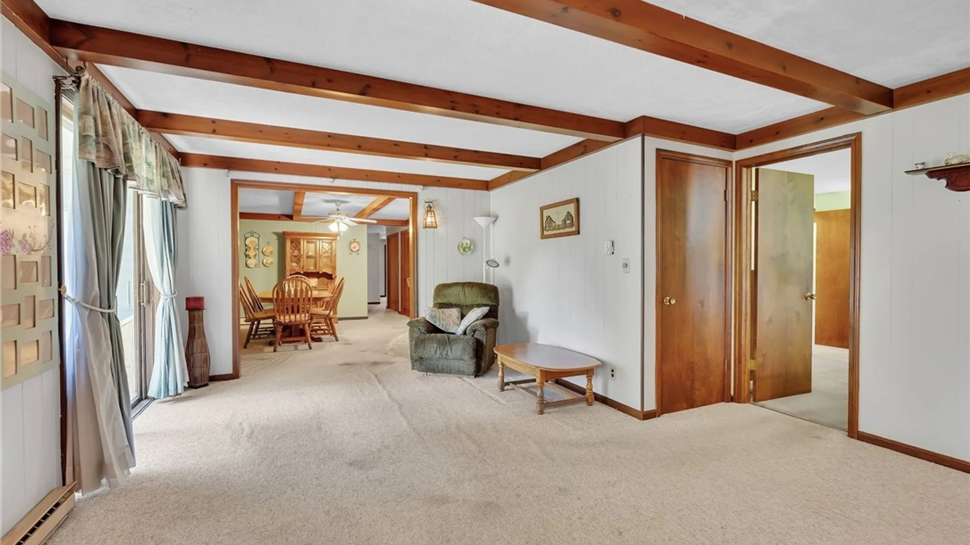 Property at 2579 Niagara Road, Wheatfield, NY 14304 14