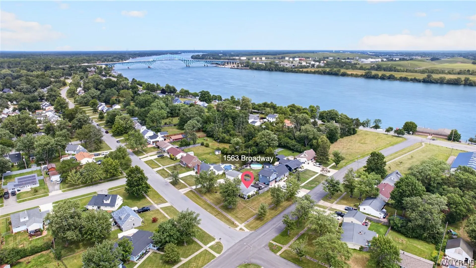 Property at 1563 Broadway, Grand Island, NY 14072 9