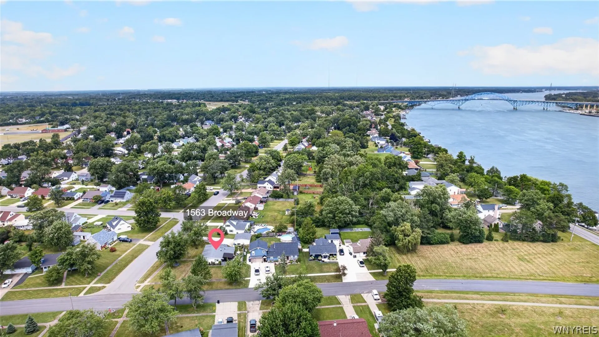 Property at 1563 Broadway, Grand Island, NY 14072 10