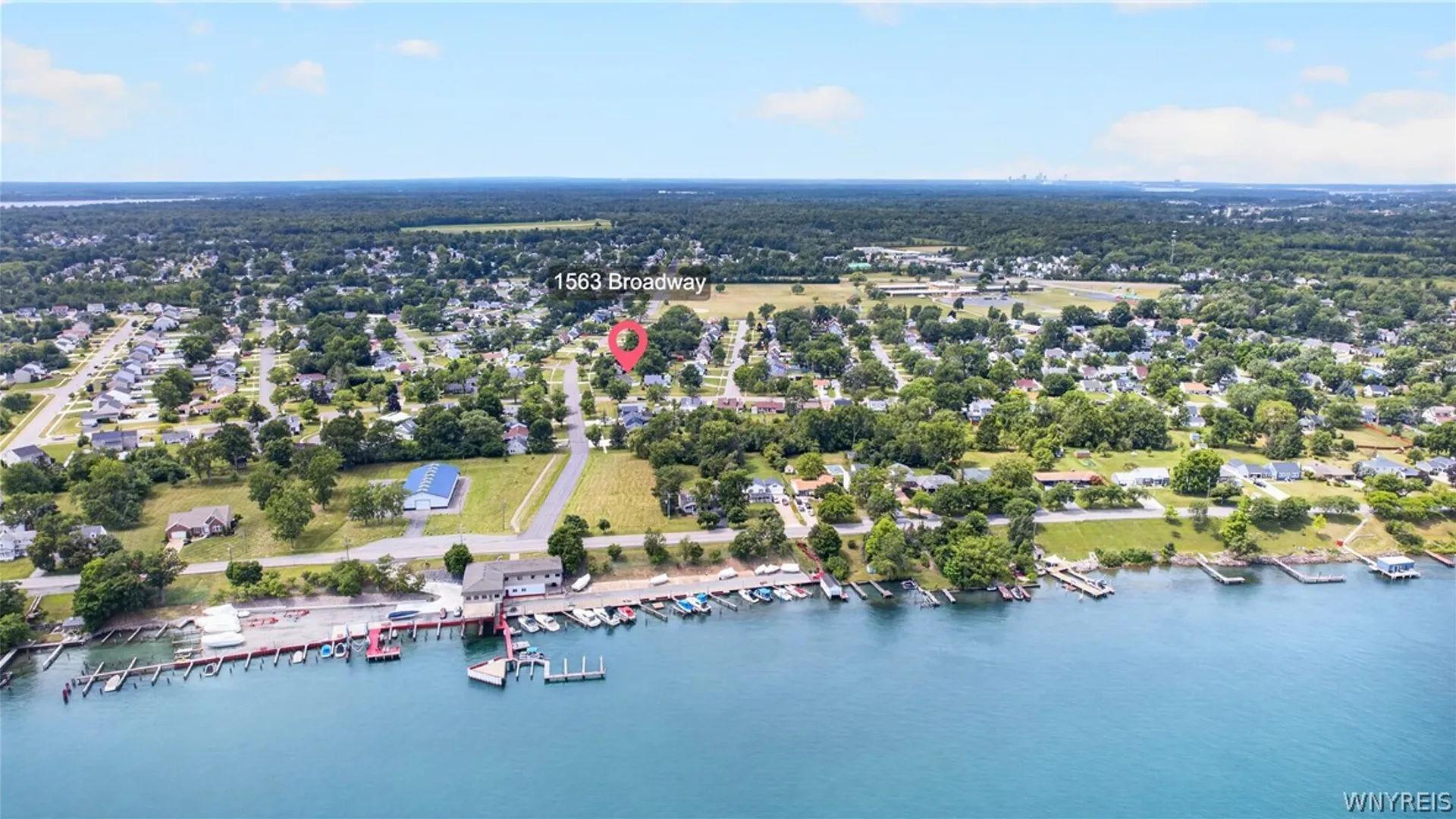 Property at 1563 Broadway, Grand Island, NY 14072 14