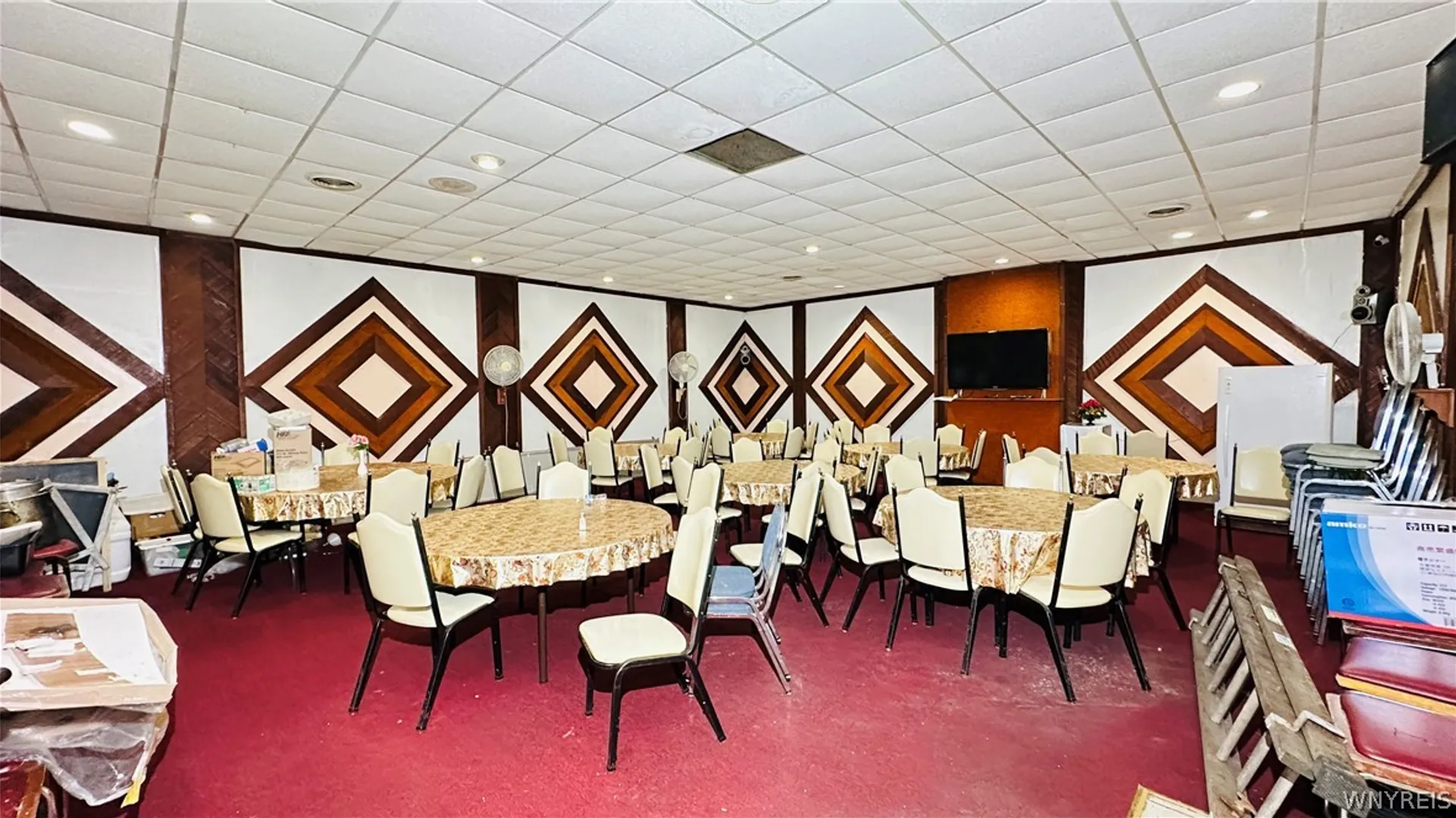 Property at 1019 Main Street, Niagara Falls, NY 14301 9
