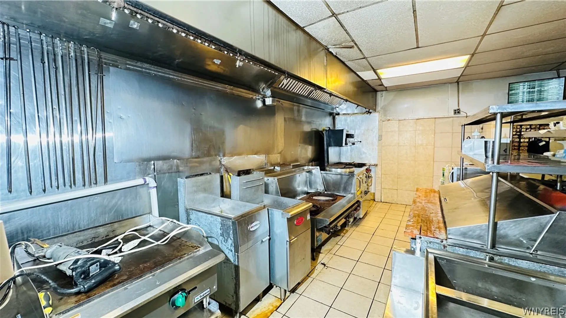 Property at 1019 Main Street, Niagara Falls, NY 14301 10