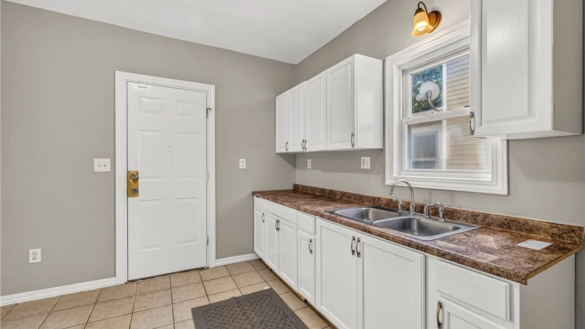 Property at 1881 Willow Avenue, Niagara Falls, NY 14305 12