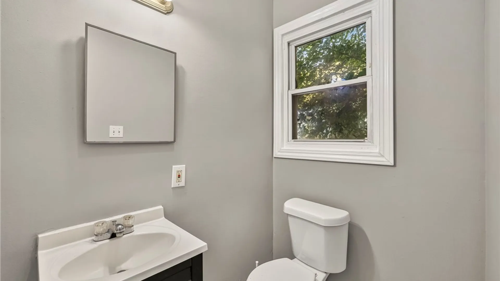Property at 1881 Willow Avenue, Niagara Falls, NY 14305 13