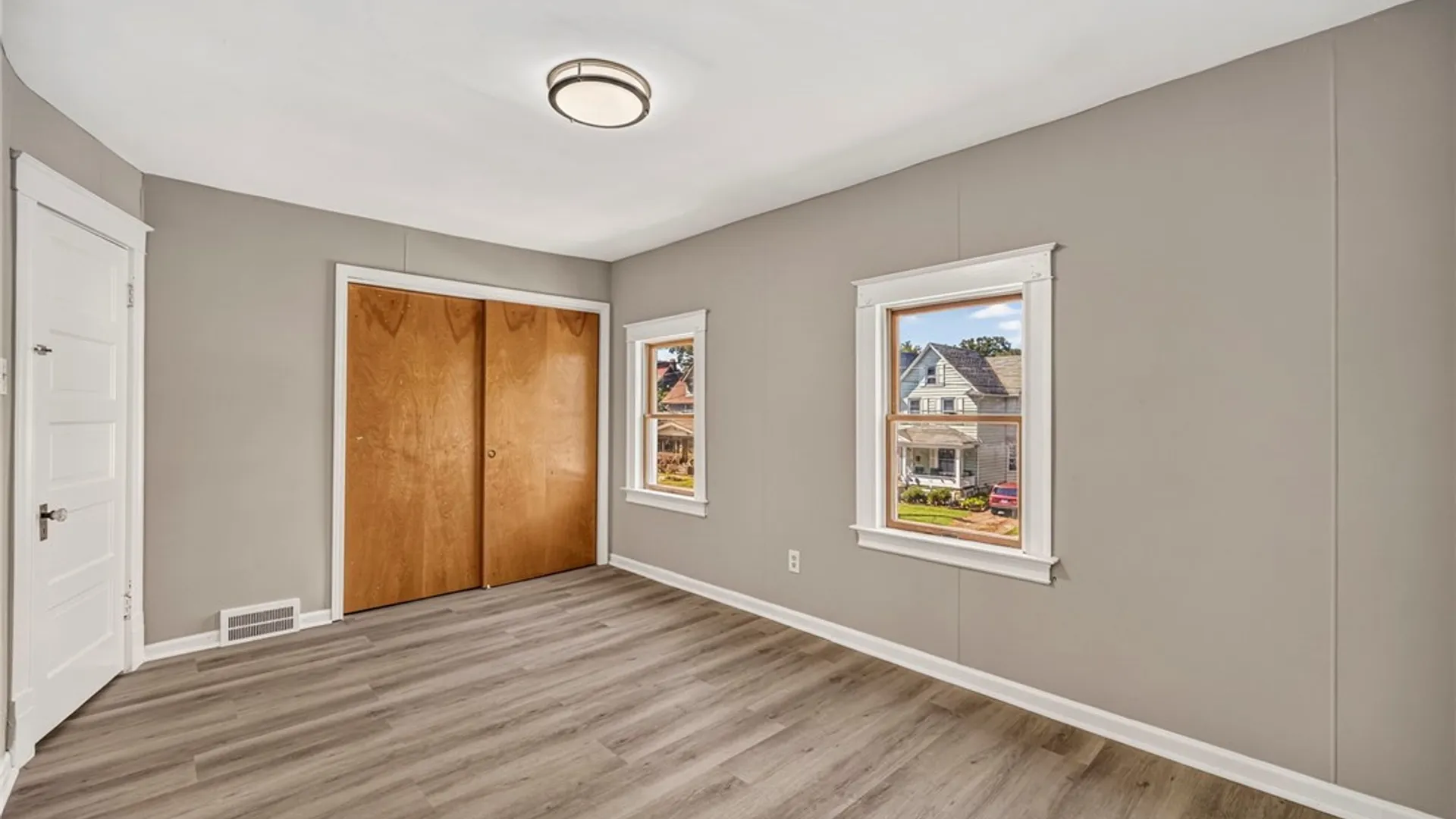 Property at 1881 Willow Avenue, Niagara Falls, NY 14305 22