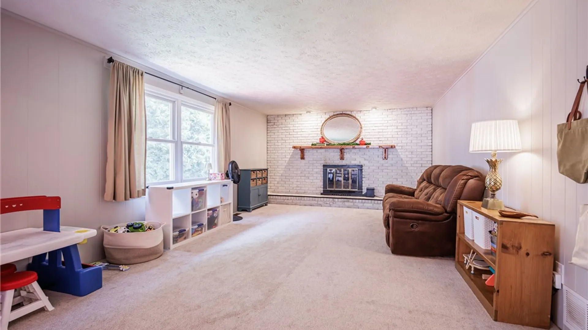 Property at 124 Long Park Drive, Greece, NY 14612 16