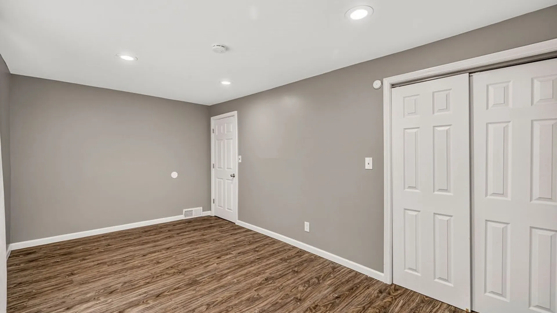 Property at 525 E Amherst Street, Buffalo, NY 14215 14