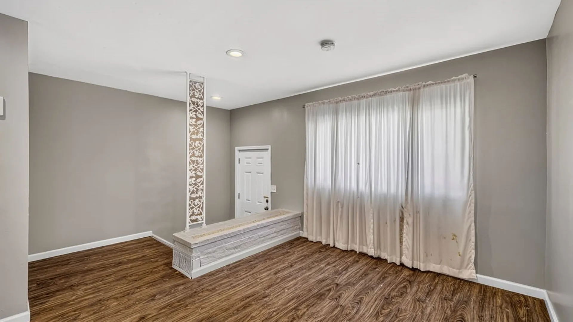 Property at 525 E Amherst Street, Buffalo, NY 14215 18