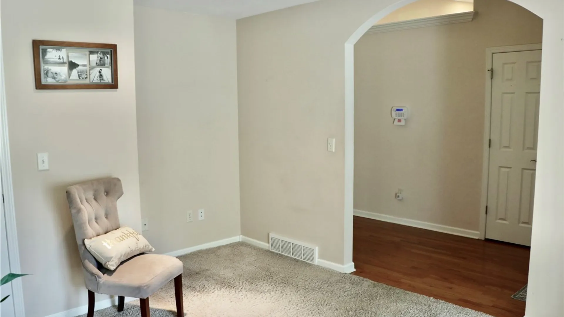 Property at 40 Nursery Lane, Syracuse, NY 13210 7