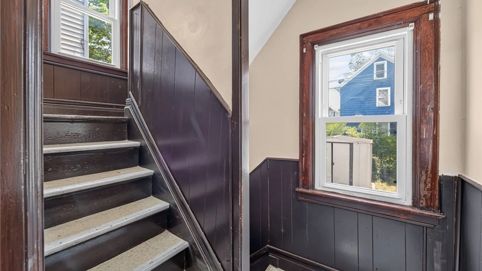 Property at 509 Woodlawn Avenue, Buffalo, NY 14208 22