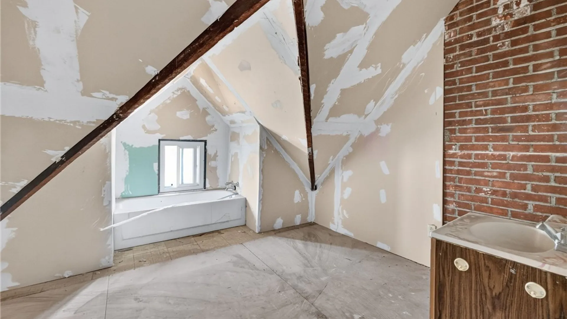 Property at 509 Woodlawn Avenue, Buffalo, NY 14208 44