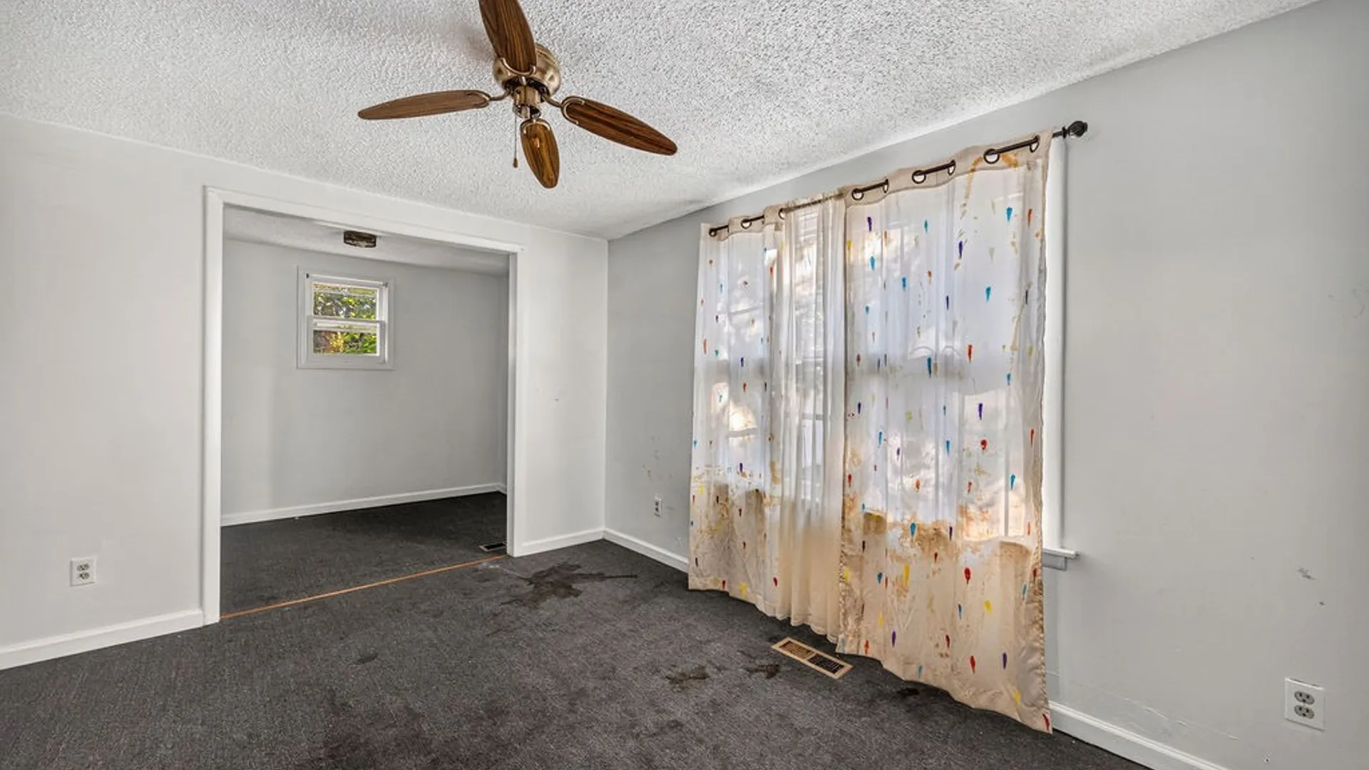 Property at 16 Erb Street, Buffalo, NY 14211 12