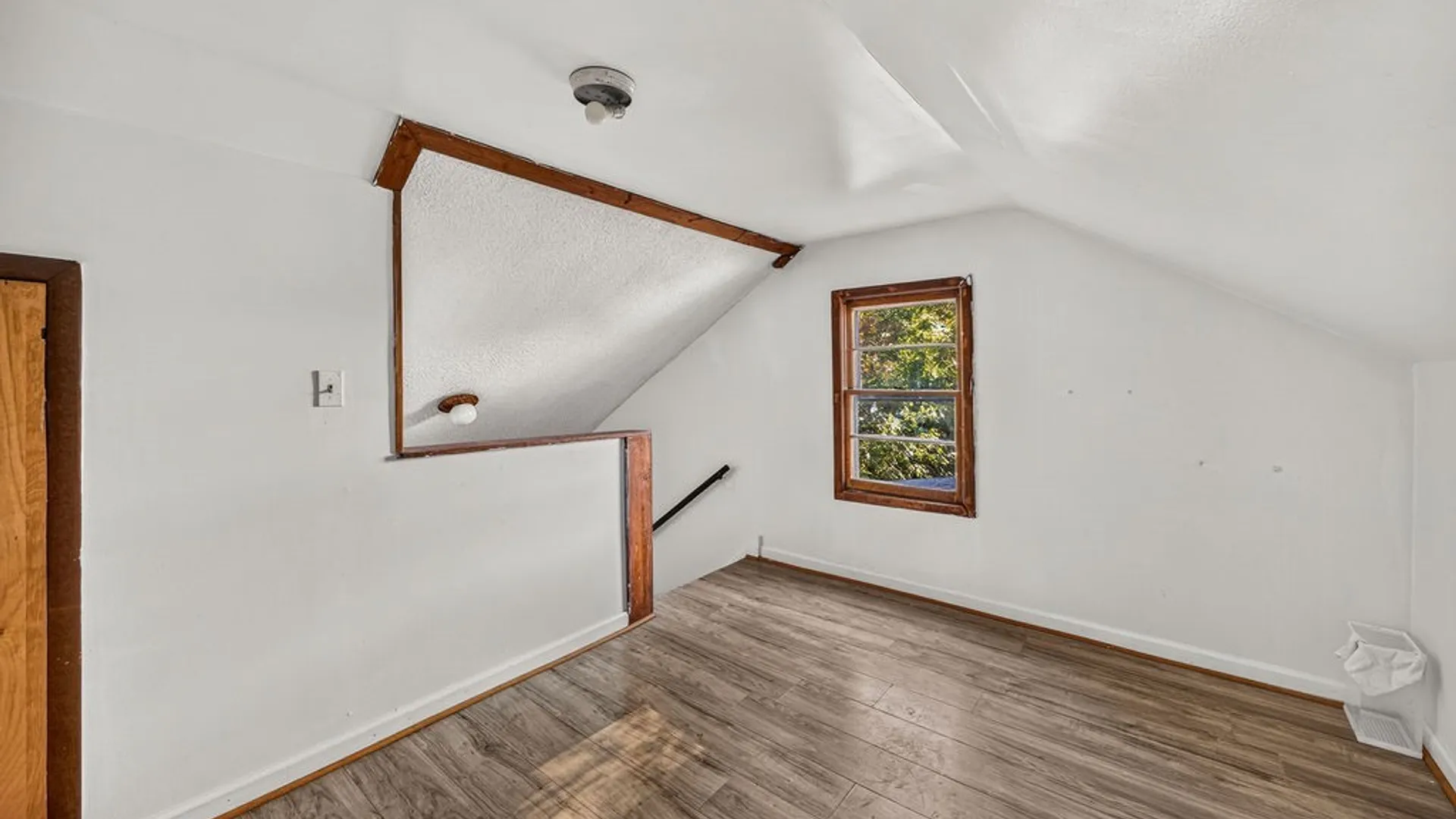 Property at 16 Erb Street, Buffalo, NY 14211 17