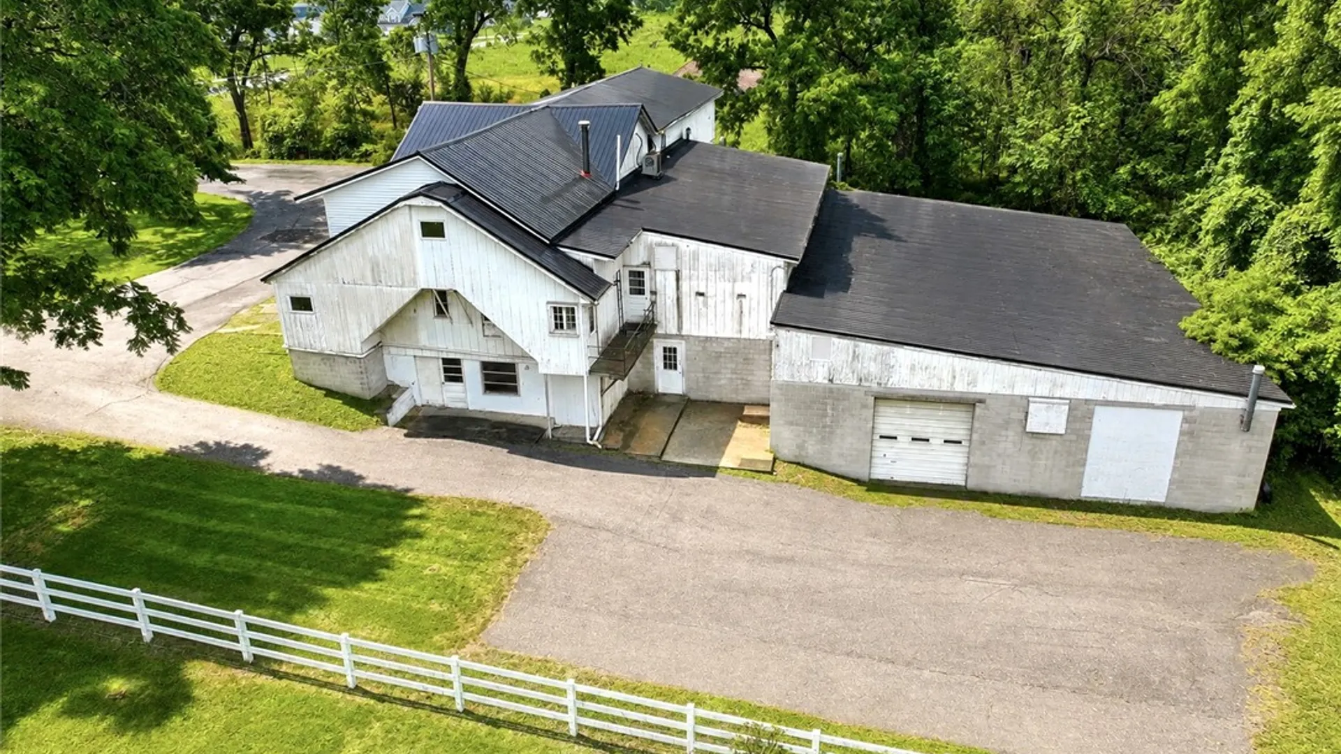 Property at 1118 Mertensia Road, Farmington, NY 14425 44