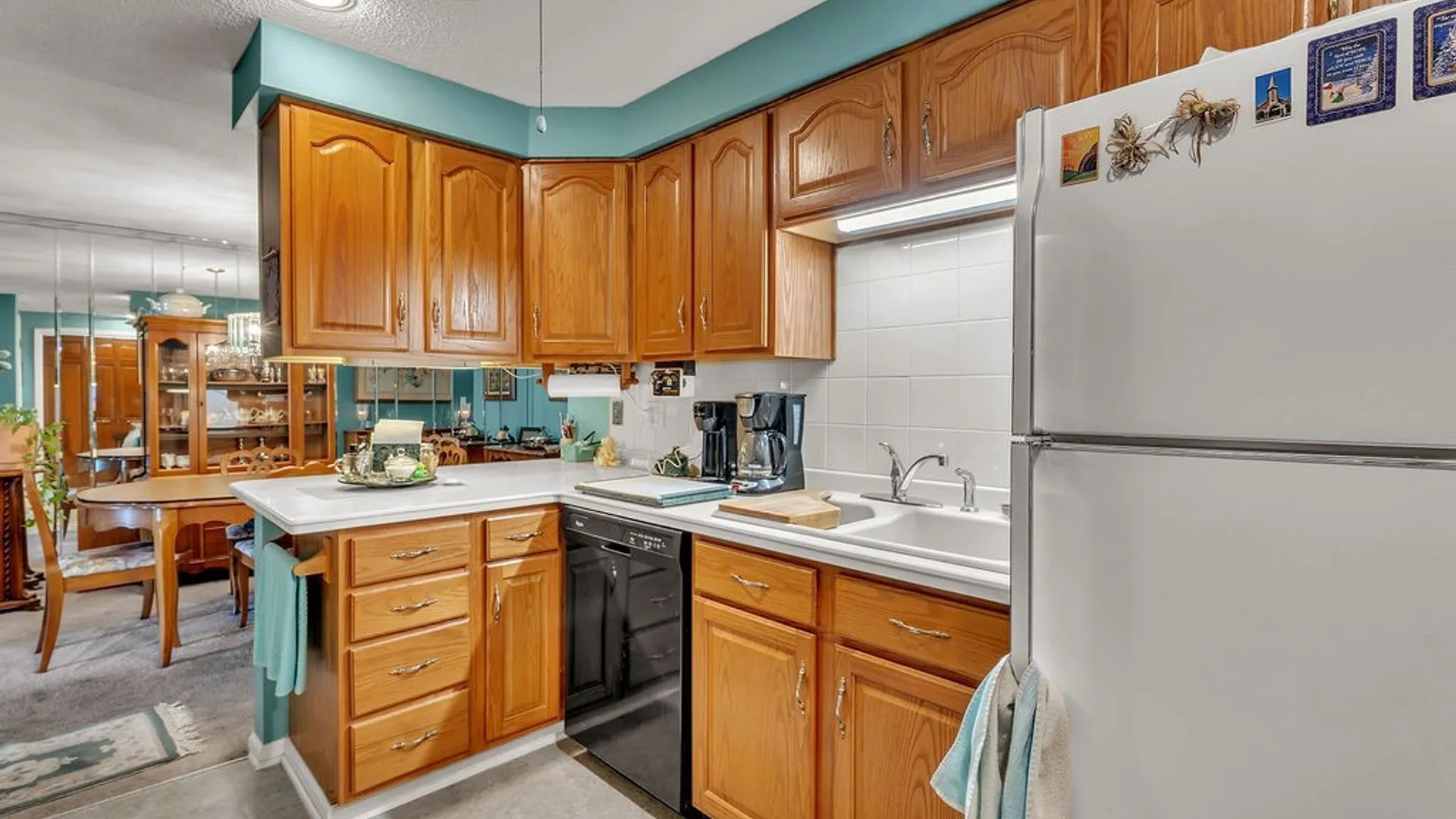Property at 400 West Avenue, West Seneca, NY 14224 12